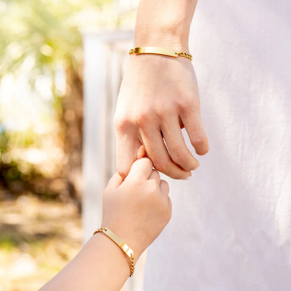 ESCLAVA PERSONALIZABLE CON TEXTO (DELGADA)