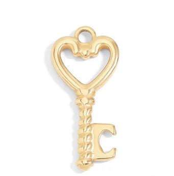 DIJE DE LLAVE DE CORAZON